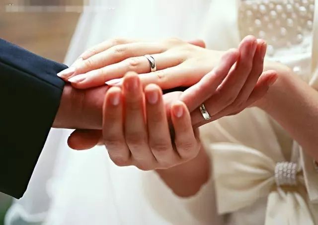 成都外遇调查取证：分居两年可否自动离婚？